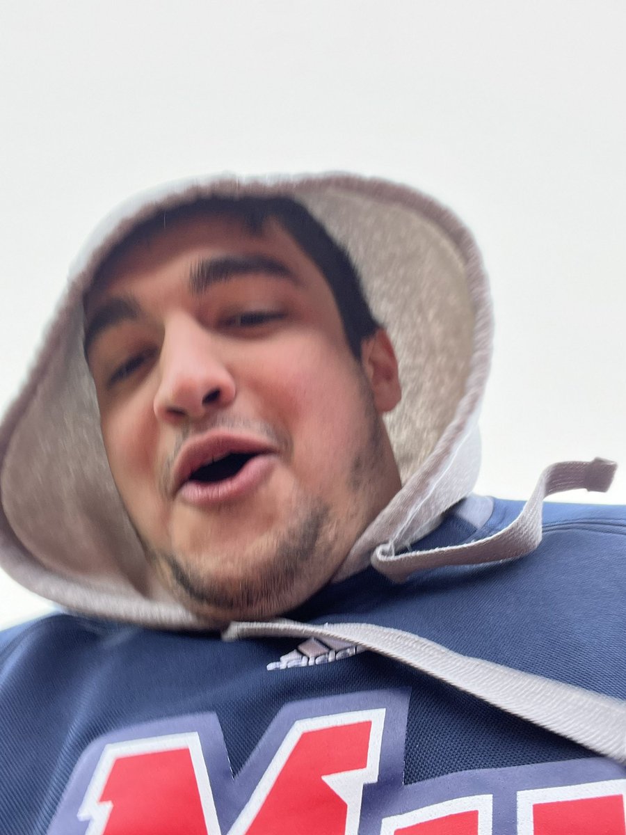 Pioneers take all 4. So #15 Chipper Davis, closed the door in the top of the 7th.🚩🧹
That sweep feeling: