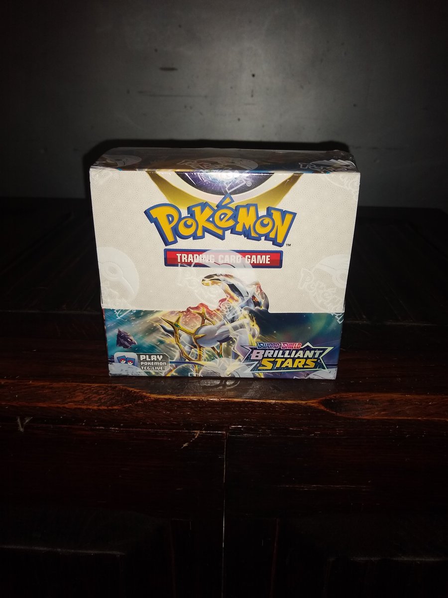 HendrikAlbertII's tweet image. #BrilliantStars #Charizard 
#CharizardVStar