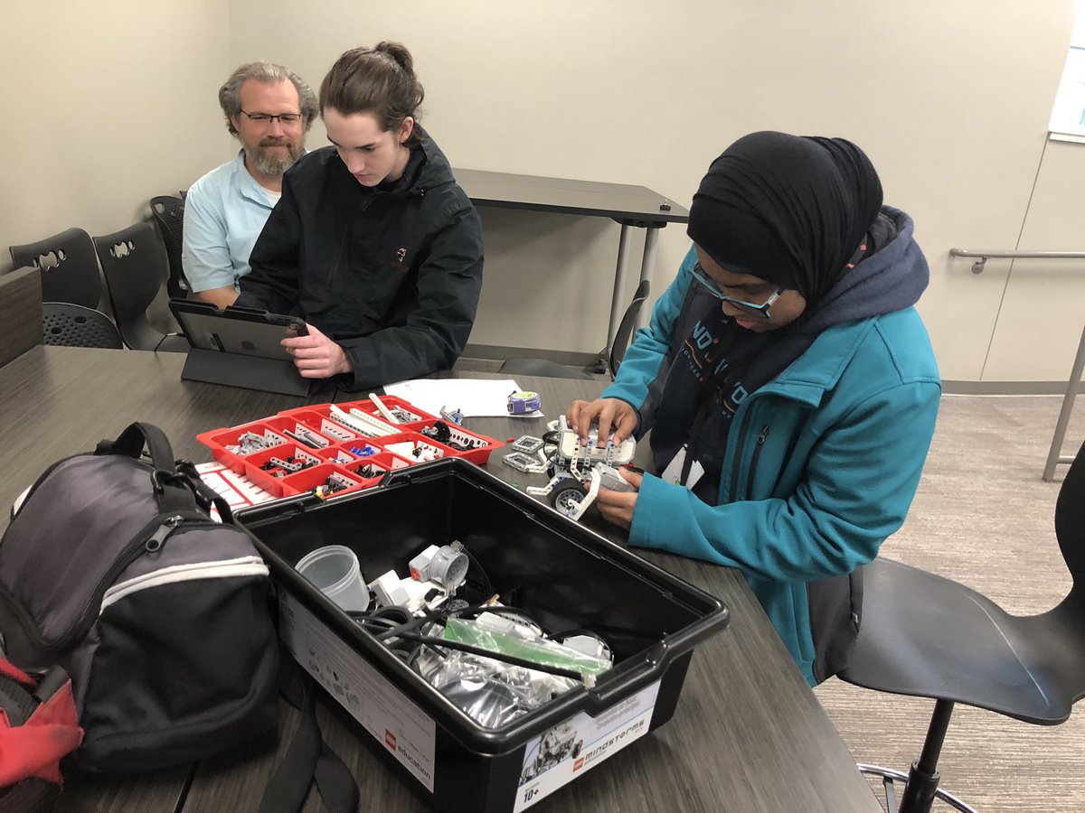 mcconnellh88's tweet photo. #ETXRobotics happening now at @TLRedRaiders we have students from @TylerHighLions and @TLRedRaiders competing! @tylerisdlearn @TylerISD https://t.co/KKRSJyqVPl