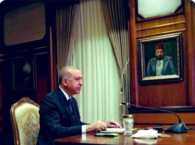• Sultan Abdülhamid'i anlamadık Osmanlı bitti.

Recep Tayyip Erdoğan ‘ı anlamazsak TÜRKİYE biter.

SENİNLEYİZ REİS 
#Montroe 
 #2023TariheGececek 🇹🇷 #rtalp 
 #Mustafa Kemal Atatuerk #Duenya #BizimSavasımızDegil