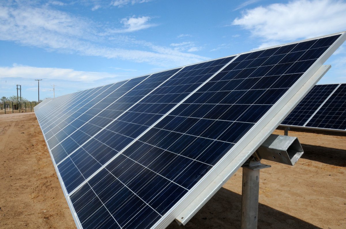 ¿Quieres instalar una fuente de energía solar? Este tipo de sistemas contribuyen a la conservación del medio ambiente gracias a la generación a partir de tecnologías limpias. 

Conoce toda la información en: cfe.mx/hogar/nuevocon…