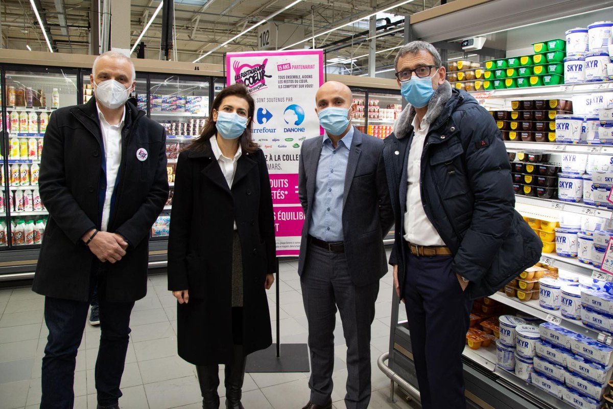 Cette année marque les 15 ans du partenariat entre @DanoneFR et <a href="/CarrefourFrance/">Carrefour</a> au profit des <a href="/restosducoeur/">Les Restos du Coeur</a>. Grâce à ce partenariat, 15 millions de repas ont été distribués. Aujourd'hui, nous renouvelons notre engagement à leurs côtés pour l’accès à tous à des repas équilibrés.