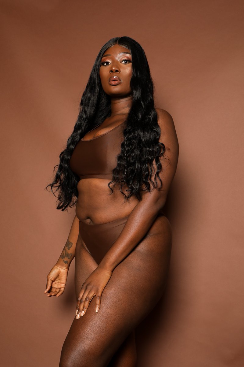 Your body is your temple, the way you see it, they way you treat it the way you cherish it is EVERYTHING 😍 
Matching two piece with dual support available in all shades.