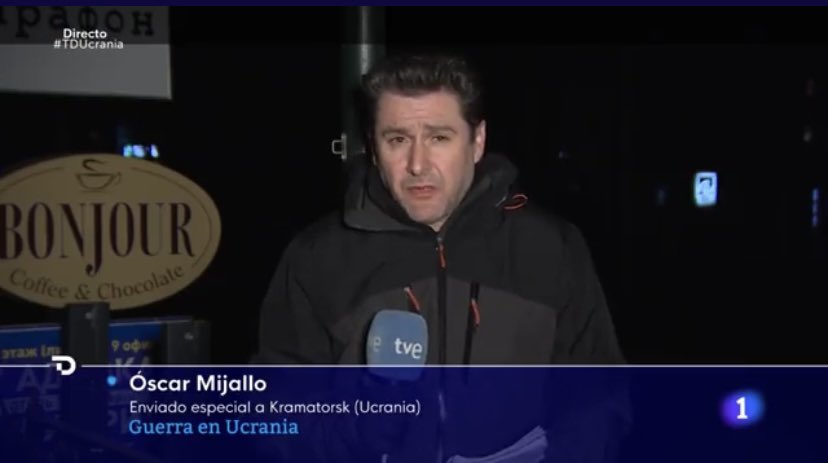MartaIngelmo's tweet image. La red de corresponsales y de profesionales del área de internacional de Televisión Española es para estar muy orgullosos de la pública. Llevan literalmente más de 12 horas en directo. #TDUcrania