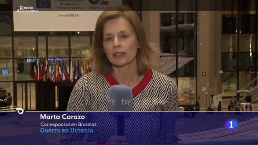 MartaIngelmo's tweet image. La red de corresponsales y de profesionales del área de internacional de Televisión Española es para estar muy orgullosos de la pública. Llevan literalmente más de 12 horas en directo. #TDUcrania