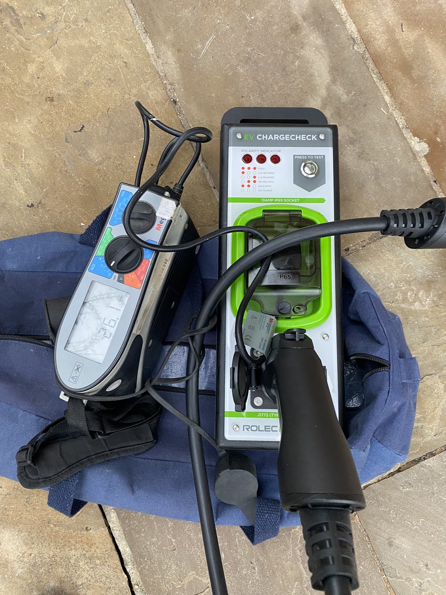 WJElectrical's tweet photo. Another EV installation. Tesla gen 3 charger installed with seperate PEN fault detection. #ev #evcharger #Tesla https://t.co/lR5NQqUJiB
