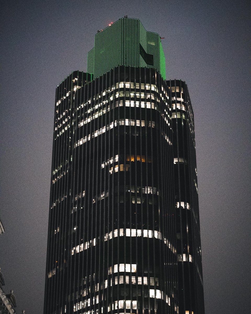 Night lights in London City 

@PRSPCTV2 

#londonphotography #londonstreet #cityoflondon #streetphotography #NFTCollection #nftphotography #NFTartists #NFTdrop