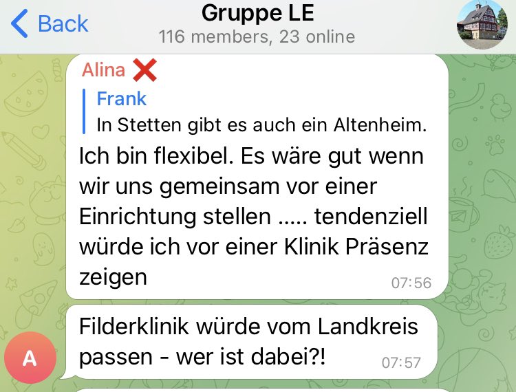 QReXRecherche's tweet photo. Offenbar planen lokale Schwurbler auf den #Fildern am Montag eine verschwörungsideologische #antivax-Störaktion vor einem Altenheim oder einer Klinik, initiiert v. #Querdenken-Scientologe Till D., Shoa-Verharmloser Frank E., Stefan K & Verschwörungsheilpraktiker Marc S
@PolizeiRT https://t.co/Sw3aGTmxF0