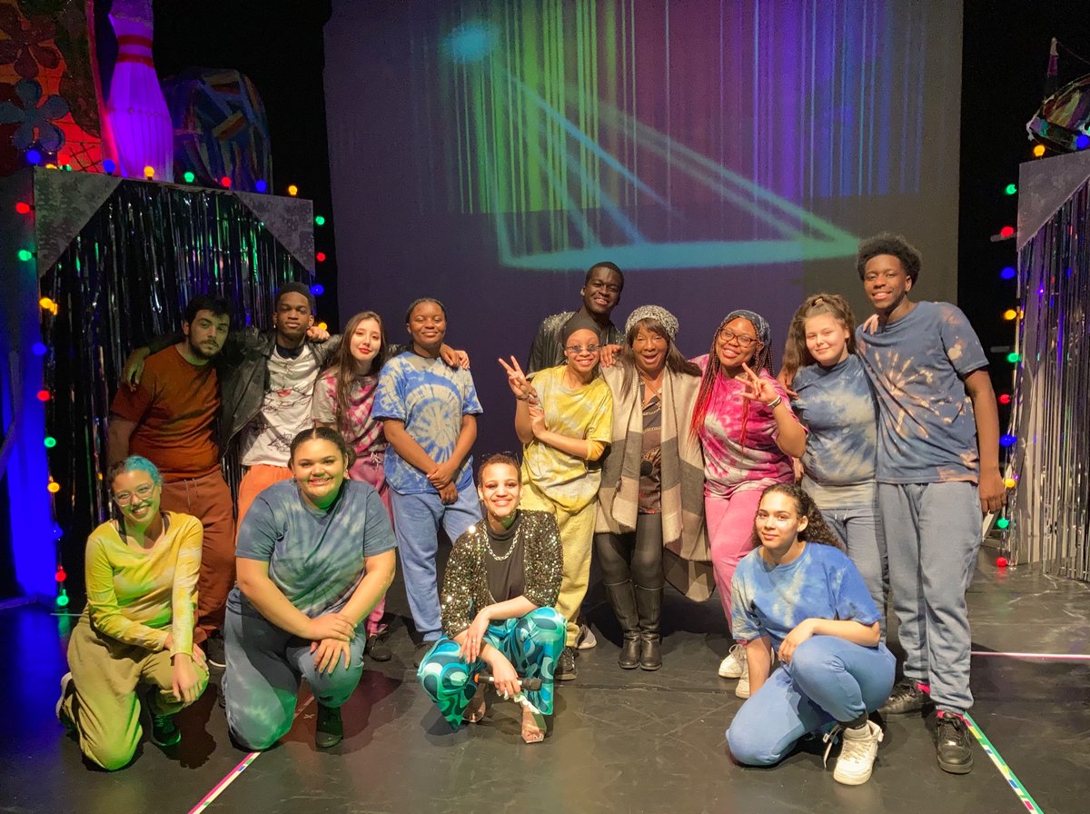 Know_Your_Worth (@knowyourwlnd) on Twitter photo #TheHouseofLewisham. 1 show down. Had a lovely visit from Desmond’s actress, Kimberly Walker who gave our actors a inspiring post show chat. #WeAreLewisham <a href="/LewishamCollege/">Lewisham College</a> <a href="/TheAlbanySE8/">Albany Deptford</a> #Lewisham2022 #TheHouseofLewisham. 1 show down. Had a lovely visit from Desmond’s actress, Kimberly Walker who gave our actors a inspiring post show chat. #WeAreLewisham <a href="/LewishamCollege/">Lewisham College</a> <a href="/TheAlbanySE8/">Albany Deptford</a> #Lewisham2022