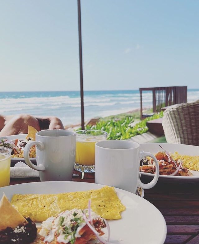 yonatha17955682's tweet photo. iiiiEsto es un poco de lo que viví en Tijuana Baja California. Honestamente tenía miedo y angustia por qué nunca había salido a conocer otro lugar y agradezco a Dios y a la vida por qué conocí personas increíbles que están en el alma. Mau , Fer. Ustedes son amigos que llevare. https://t.co/B9uvZ0Gs7V