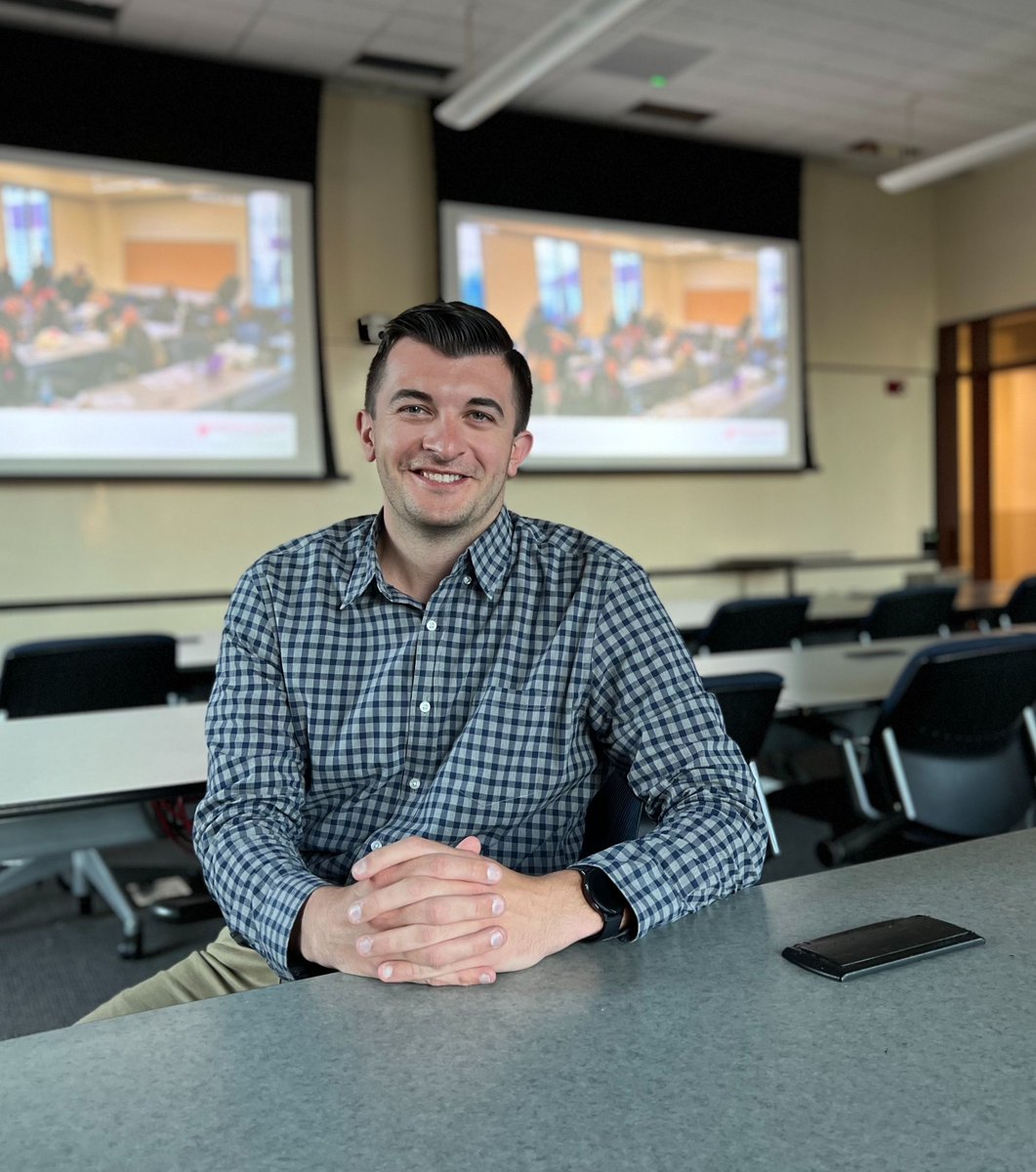 ADPCenter's tweet photo. Presenting ADP Center Director Joe Bavazzano! His fav thing about it is its growth and adaptation "...to meet the needs of our college community. Tech is always evolving & changing so working in an environment that shifts to meet the demand is truly inspiring.” #HumansofADPCenter https://t.co/sDsPIr62an