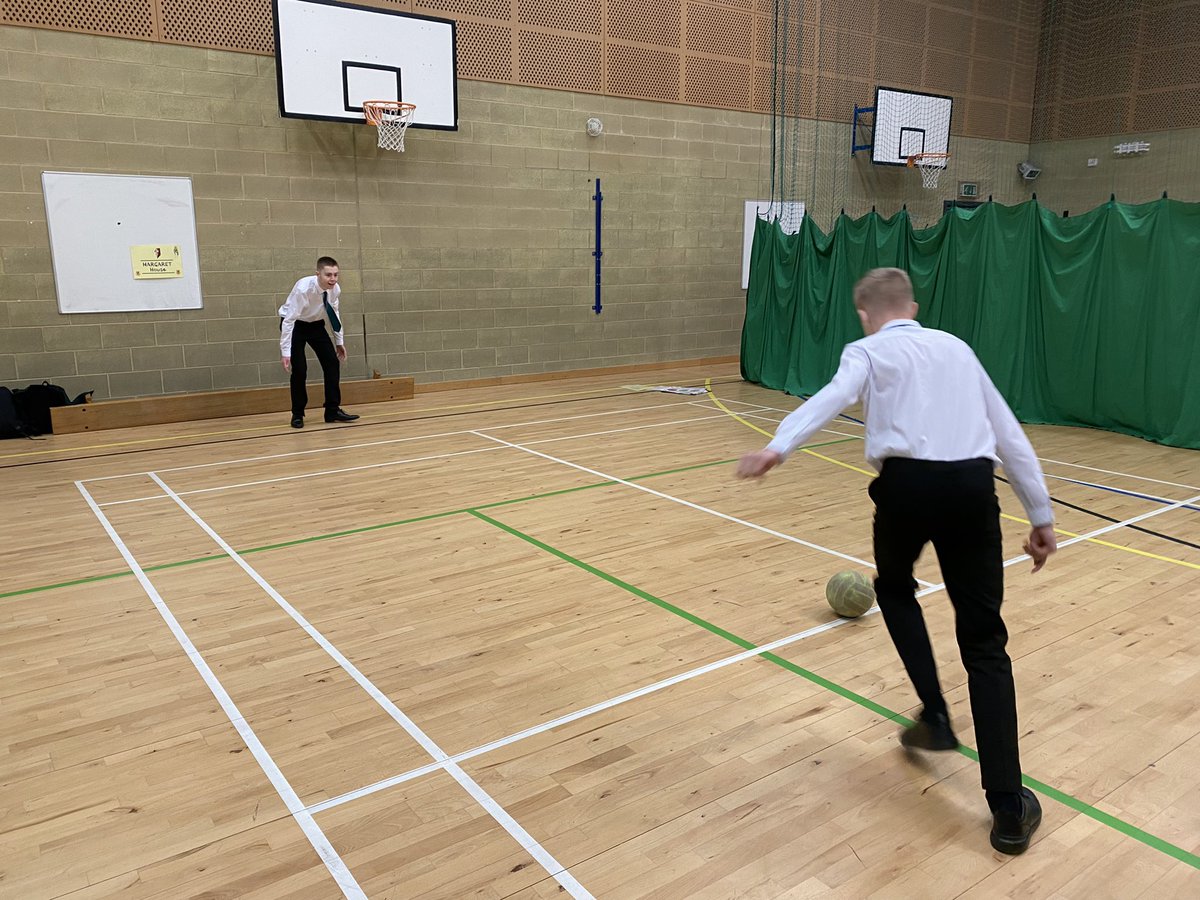 Ninian_House's tweet photo. A very competitive interhouse competition today! We had shoot the hoop and penalty shoot outs🏀⚽️Congratulations to Margaret house who were today’s winners! 💜💜 @STMargaretHouse https://t.co/gVP5MXsMOZ