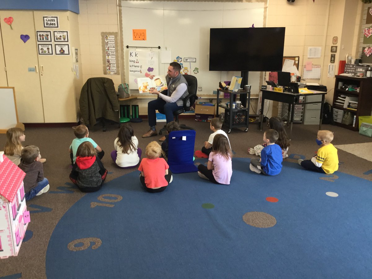 It is always a great day when I get to read to our preschoolers! #LonsdaleLeaders