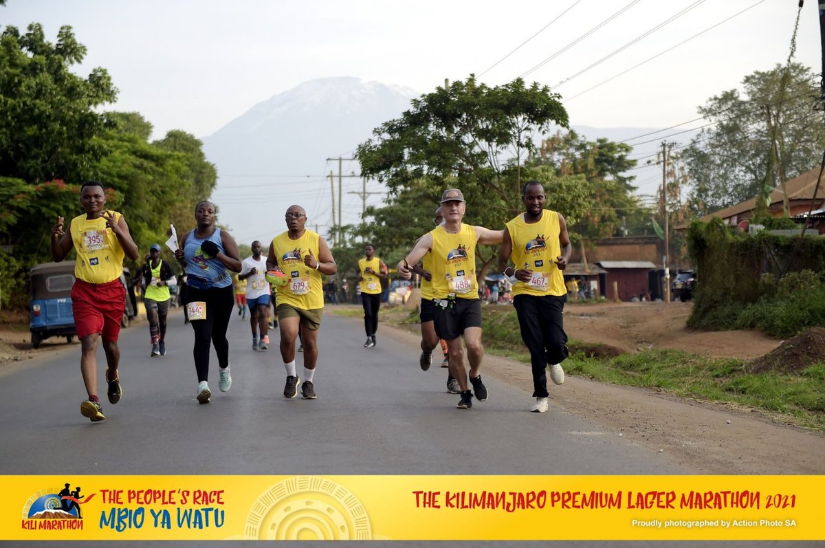 Kesho ndio siku yetu, uko tayari kwa marathon kali ya mwaka. Kumbuka kuwatafuta Wapigapicha rasmi wa Kilimarathon wakiwa njiani - kutumia Action photos unaweza kudownload picha baada ya mbio. Tuhakikishe tunamaliza!