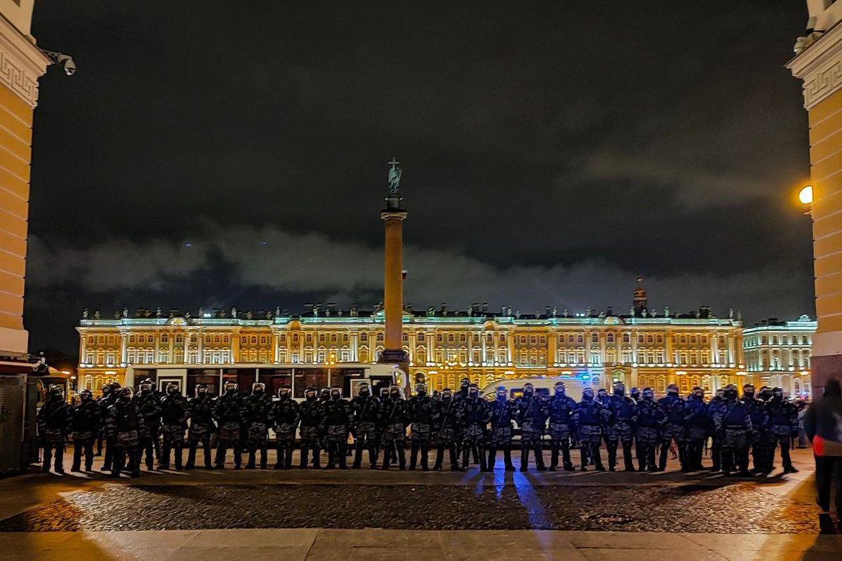 Дворцовая площадь в Петербурге: информация и фото, где находится Дворцовая площа