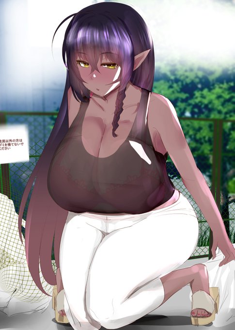 ゴミ捨ての時に目が合ったら会釈するだけの関係な隣に住む褐色エルフ人妻(無口) 