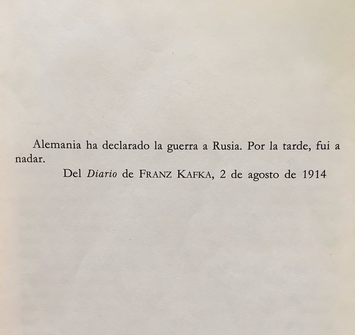 Kafka somxs todxs y Twitter es nuestro diario.
