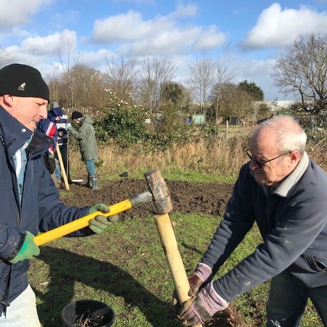 Our Hub second anniversary celebrations continue - in the Wellbeing Garden this time. 8 trees, carefully selected by our team and donated by Edwards Life Sciences, were planted under the expert guidance of garden expert Chris Young <a href="/SeeWhyGardens/">Chris Young</a>. #GardeningForMentalHealth #Give