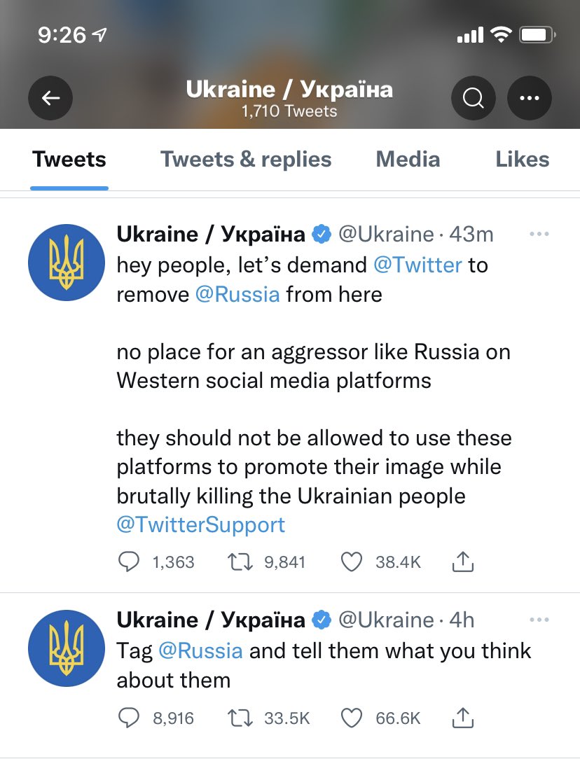 ColinRose's tweet photo. Social media managers out there trying to save their country https://t.co/2KZ8NGRvSf