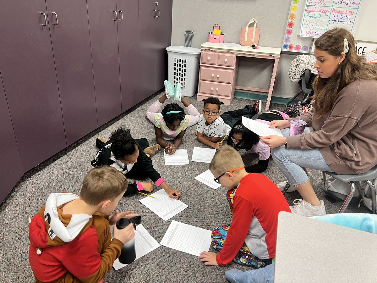 MrsGaleucia's tweet photo. Drama unit is off to a great start with The Three Billy Goats Gruff Readers Theater! I can’t wait to see their plays acted out tomorrow. @HumbleISD_MBE @Humble_ElemELA #Everychildreads #readthinkwrite https://t.co/4ZPQqCjmGJ