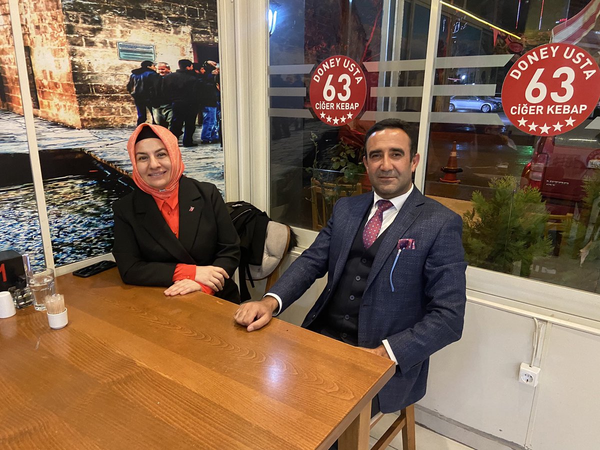 numannass's tweet photo. Türkiye muhtarlar başkanı ve İçişleri bakanlığı daire başkanı, medar-ı iftiharımız Syn Suna Üstüner'e ve Abdullah İlten'e misafirperverliklerinden dolayı kendilerine müteşekkirim...her daim memleketimize ülkemize güzel işler yapmanız ümidiyle...#suna Üstüner #Abdulah ilten. https://t.co/H5qTraSgO9