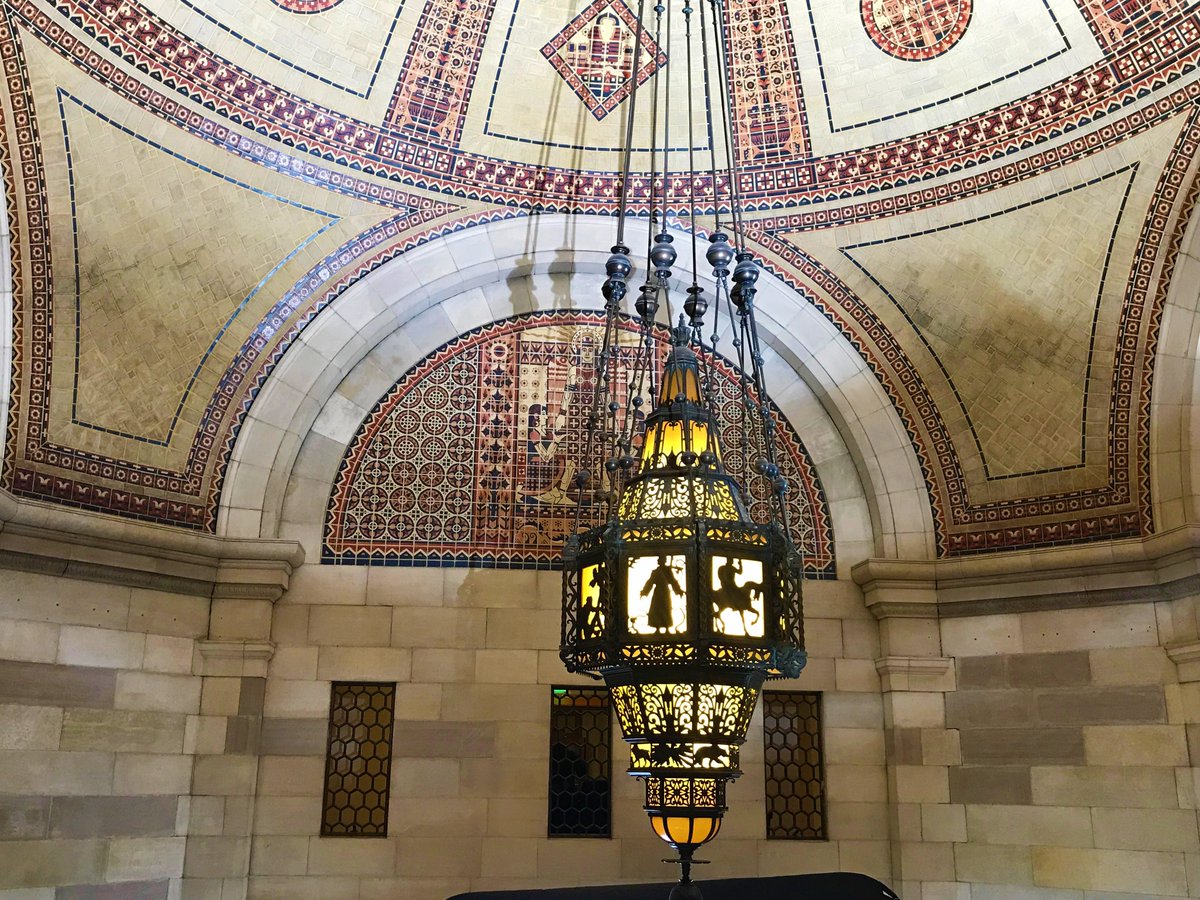 project_restore's tweet photo. Henry Lion, an L.A. sculptor and painter, designed the beautiful 17-foot bronze chandelier in the Rotunda at #LACityHall. It was removed in 1933 after the Long Beach earthquake for fear it would be a hazard. For nearly six decades, the Henry Lion masterpiece laid forgotten... https://t.co/RZVZbFYYvS