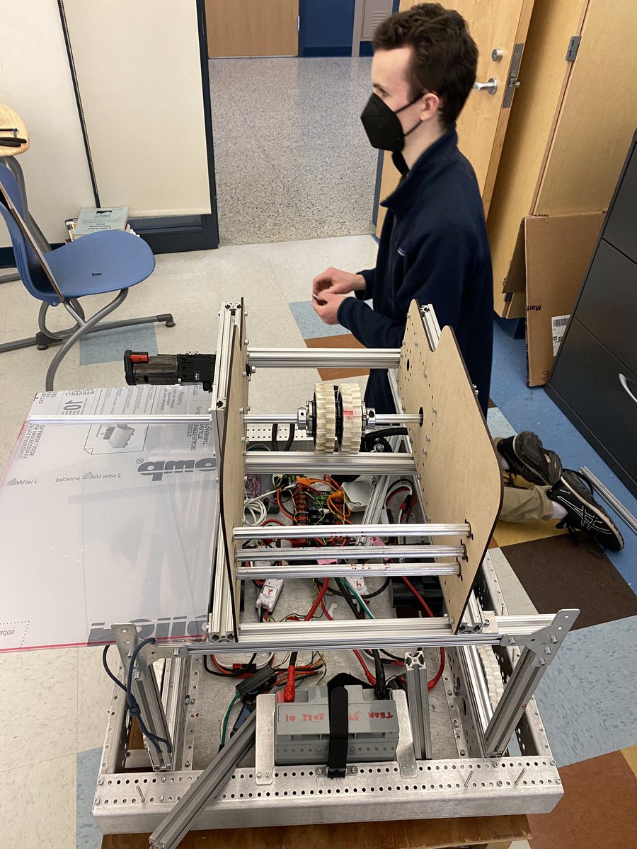 frc5752's tweet photo. Almost there!!! https://t.co/8lTFlkl4dZ