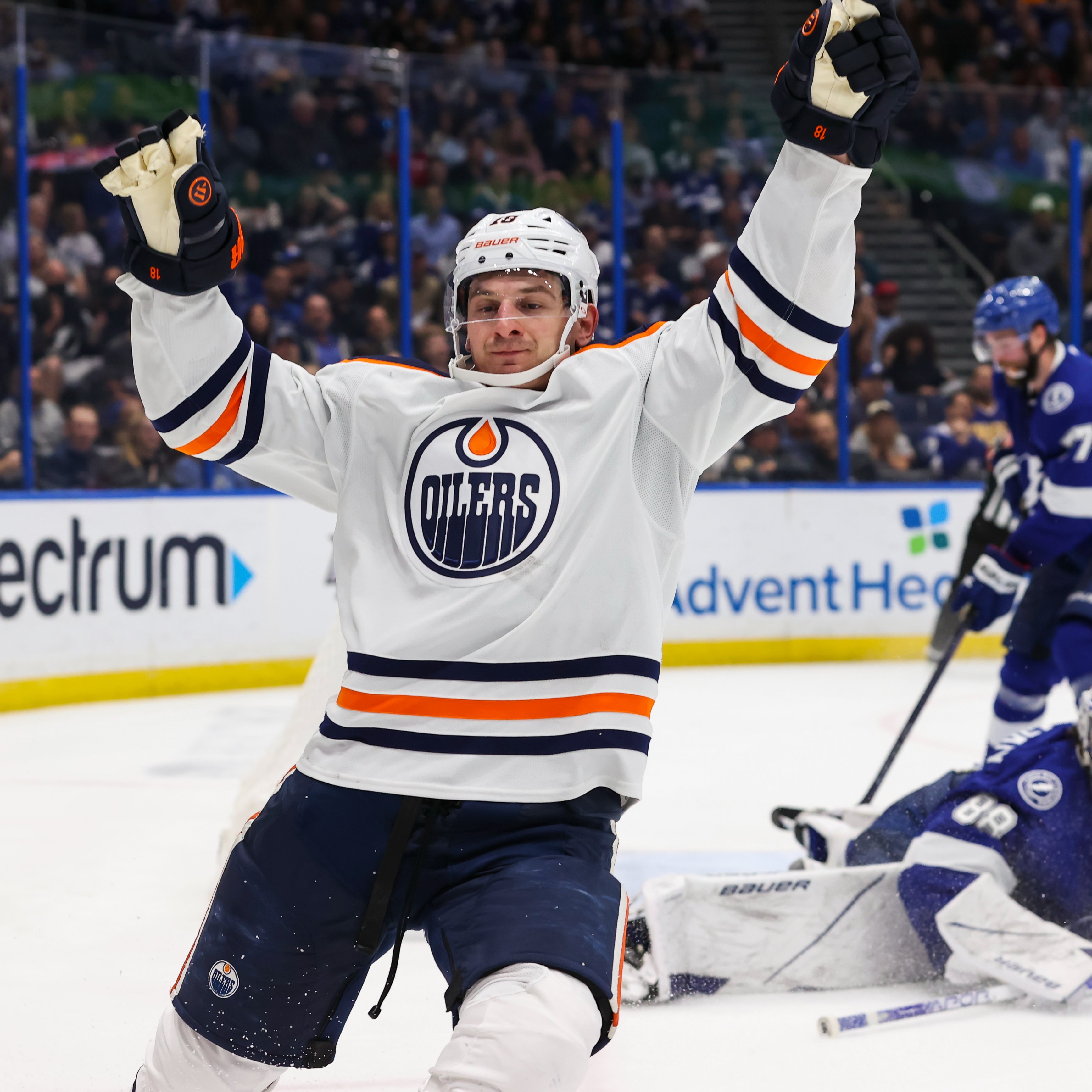 Zach Hyman nets 'most important goal in my career' as Oilers rally - ESPN