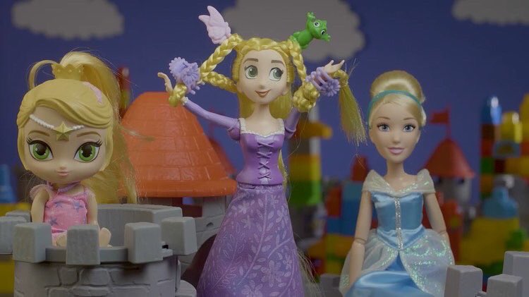 kidsplaywtoys's tweet image. Looking for a fun and educational show to entertain your kids during the pandemic? Look no further - Kids Play With Toys is here, with 28 episodes available to watch now! youtube.com/channel/UC4tAj… #kidsshow #showsforkids