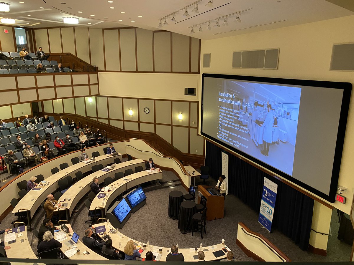 nataliejharms's tweet photo. Long overdue but worth the wait #TexasLifeScienceForum from @BioHouston and @ricealliance at @RiceUniversity #houtech https://t.co/ZPYvWDdGMr