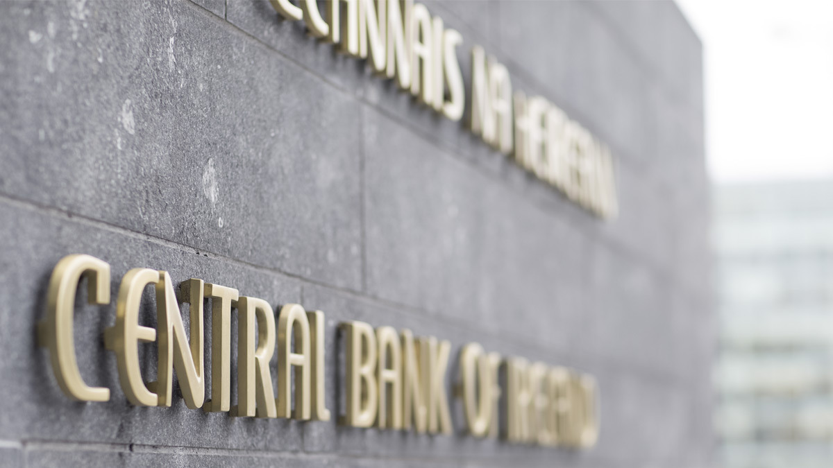 Central Bank of Ireland has published details of new EU restrictive measures/sanctions adopted in light of the developing situation in Ukraine, along with guidance for credit and financial institutions. centralbank.ie/regulation/how… #sanctions