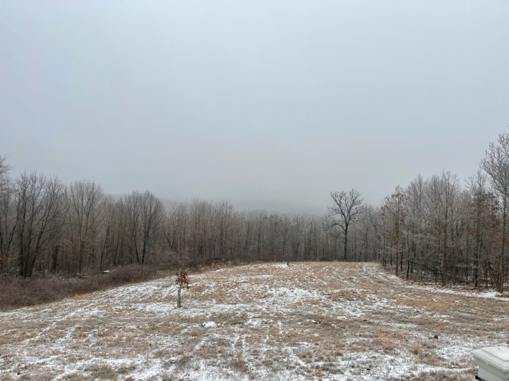 greid675's tweet photo. @RobertS35244496 @cheetah Snow and ice in Missouri and for next day or two. https://t.co/ydcQDuwrI4