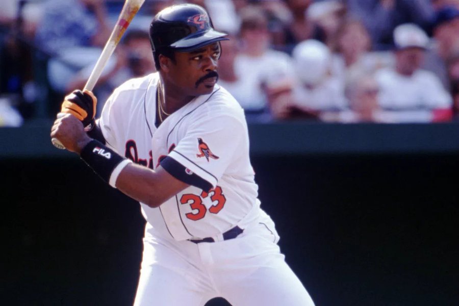 Happy Birthday to Hall of Famer Eddie Murray!  