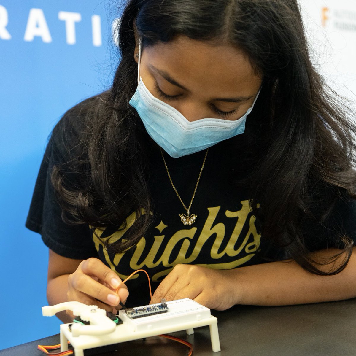 Limbitless3D's tweet photo. Today is Introduce a Girl to Engineering Day! Limbitless celebrates female engineers who break barriers and inspire others to #innovate and #create. #EWeek2022 #engineer #GirlDay2022 #engineer4tomorrow #3DHope #WhatEngineersDo https://t.co/dvlIta45ES