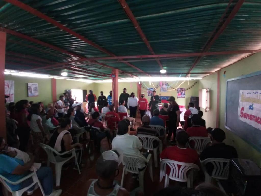 PCADLARA's tweet photo. #24DeFeb||
Desde @pcadlara reconocemos el valor y el gran esfuerzo que hicieron los habitantes de la comunidad de Pavia, "comunidad aguerrida, Revolucionaria y altamente Patriota" https://t.co/qldeo0nfEQ