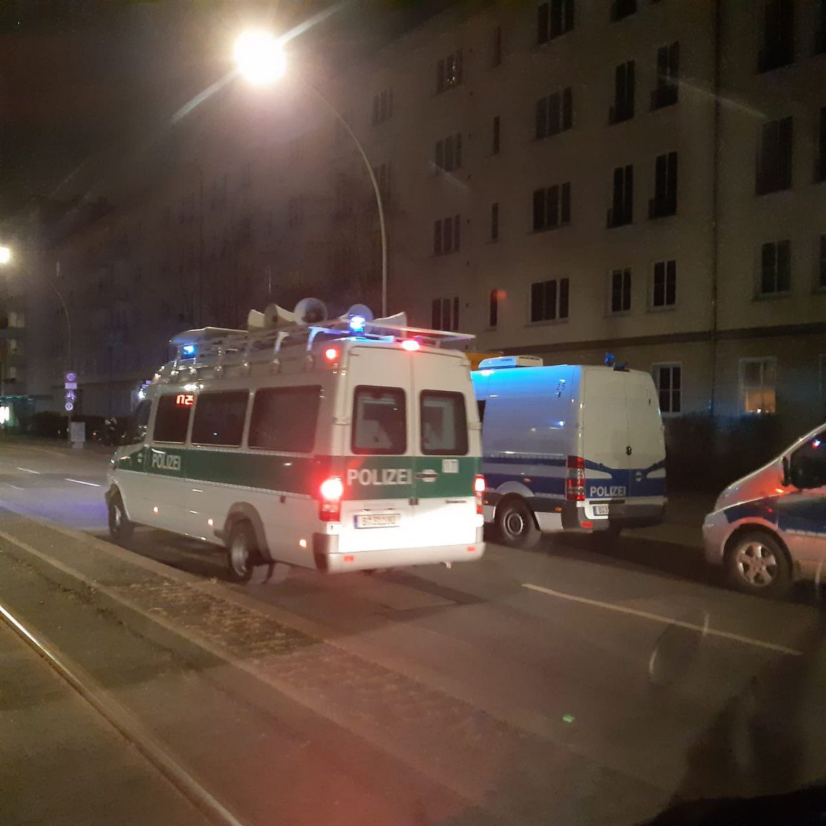 Lautsprecherwagen der Polizei Berlin