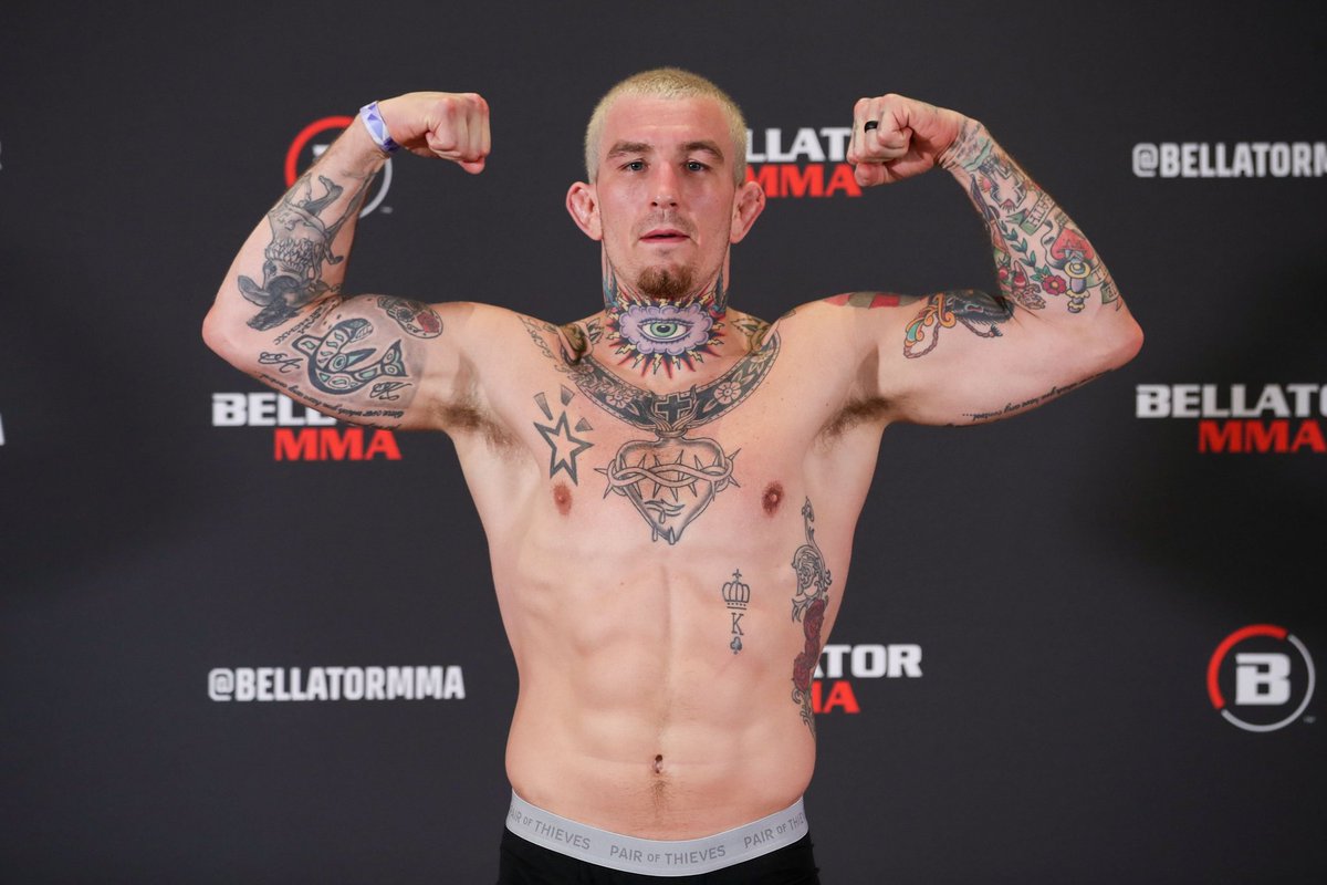 mmapit9's tweet photo. El actual monarca del peso medio de @BellatorMMA @mousasi_mma dio sin problemas 184.6 libras para buscar su segunda defensa del cinturón y por su parte el retador @austinv170mma dio 183.7 libras dejando todo listo para el día de mañana. https://t.co/3mXZ80Ke9d