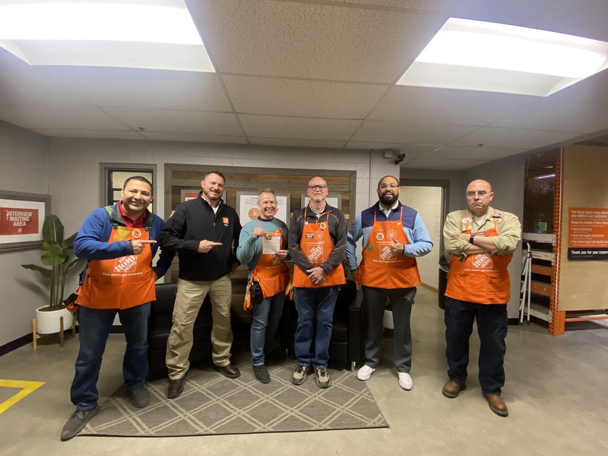 Nikkia_ (@nikkia_523) on Twitter photo Leaders recognizing leaders is a great thing to be apart of. Congratulations to <a href="/CarlMac01/">Carl Macom</a> for doing the right thing! A big thank you the this group of MAPM’s for developing our associates here at #THD0580 Leaders recognizing leaders is a great thing to be apart of. Congratulations to <a href="/CarlMac01/">Carl Macom</a> for doing the right thing! A big thank you the this group of MAPM’s for developing our associates here at #THD0580