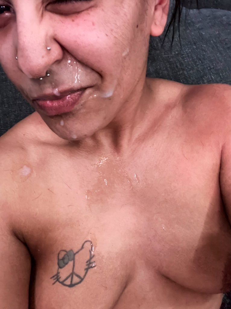 LuciiUncensored's tweet photo. 👅 Everyone loves a facial 👅

⛓ in bio https://t.co/9ldSWjNbNH