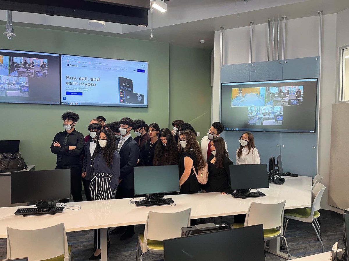 SW Academy of Finance tweet media