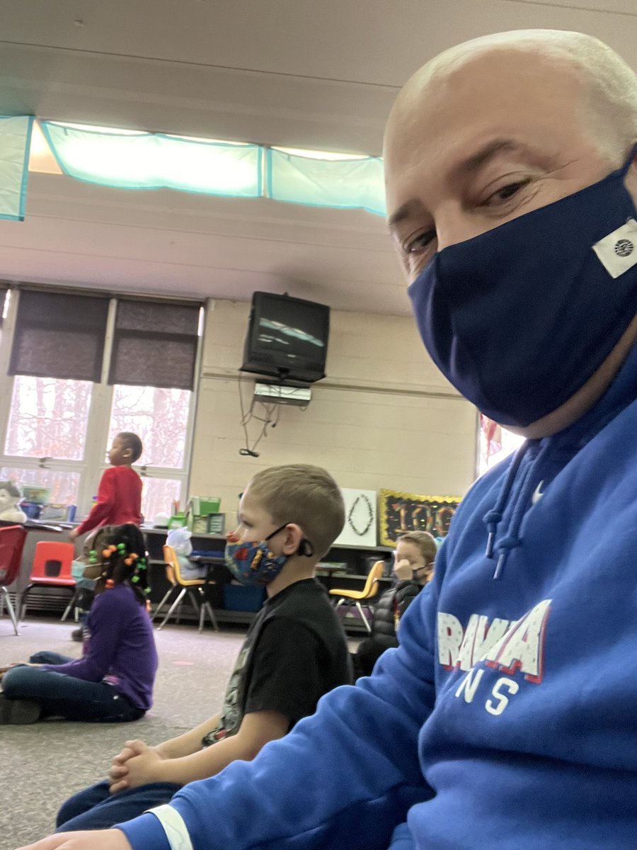 Learning about Bessie Coleman in Ms. Edwards class today.  #ShadowAStudent #RaveOnRavenna