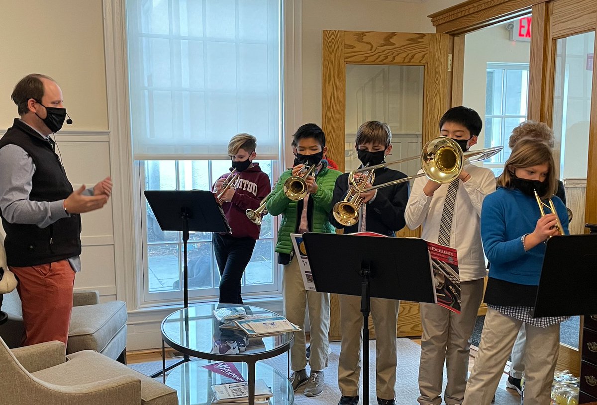 On Wednesday, the Head of School’s office was treated to an impromptu concert by fifth graders led by Mr. Glenn!
