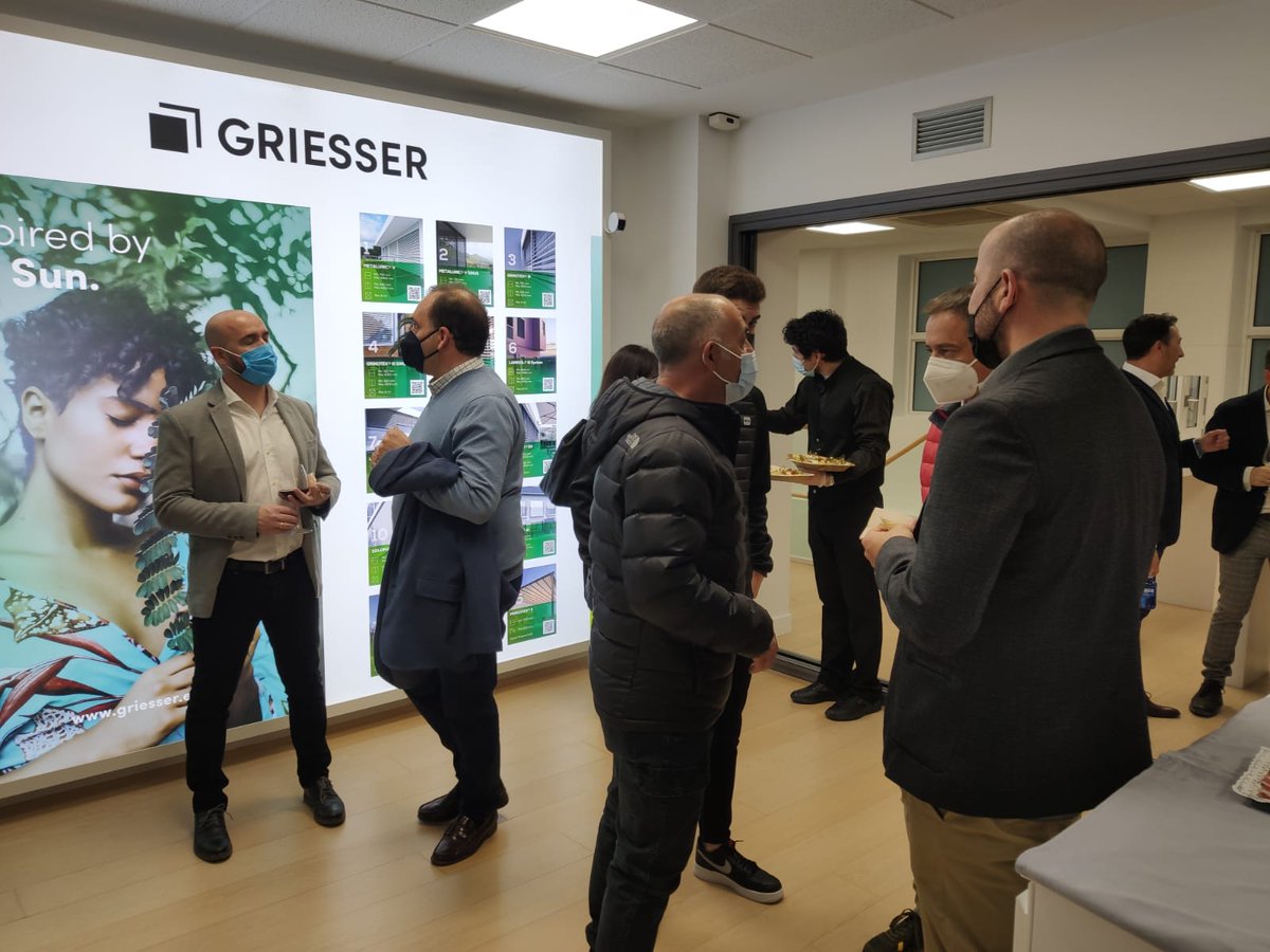 GriesserIB's tweet photo. 👏 ¡Ambientazo en la inauguración del #EspacioTechnal!
#Technal @IsoChemie_ES @KnaufInsulSpain #SombrahControlSolar #EJOT @GuardianSpain y @somfy.
#Griesser #OneGriesser #InspiredByTheSun #ProtecciónSolar #ControlSolar https://t.co/XGA9184W3u