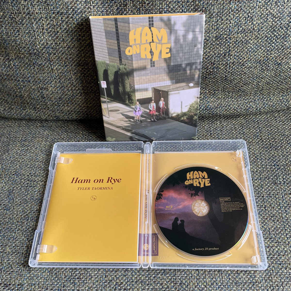 😻 We’re in love! Has your copy arrived? Let us know!

#HamOnRyeFilm