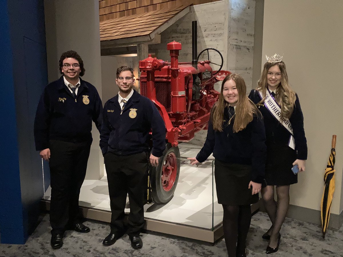 wcsFvHSwh's tweet photo. Great day at our capitol. Legislative breakfast with supporters of FFA and Ag Ed then a stroll though our state museum. https://t.co/zswZyA8oCN