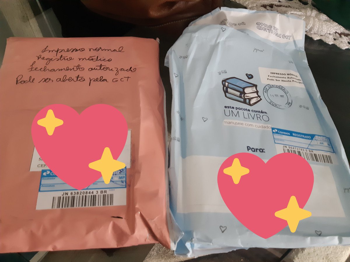 Monica_mmJoy's tweet photo. Chegaram hj. Ansiosa para o expediente acabar e poder abrir CIAT @zielinski_bruna e BVPB #BVPBOOK @duffnbones https://t.co/yEJjxvxAb6