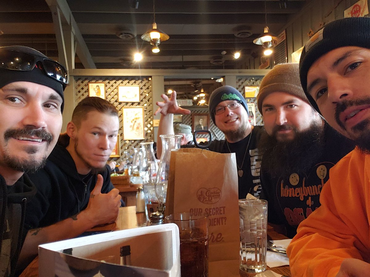 Boundbyyears's tweet photo. See ya soon Des Moines!

#boundbyyears #whatfatemaybring #metalcore #legendagency
#survivingthefalltour 
#groundzeropromotions #emgpickups #dirtbagclothing #drstrings #intunepicks #deviantclothing
#razeenergy #shloggertheotter https://t.co/95w8lhbLJr