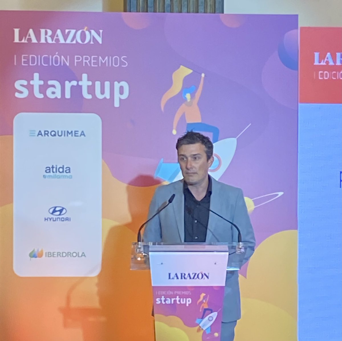 La Razón tweet media