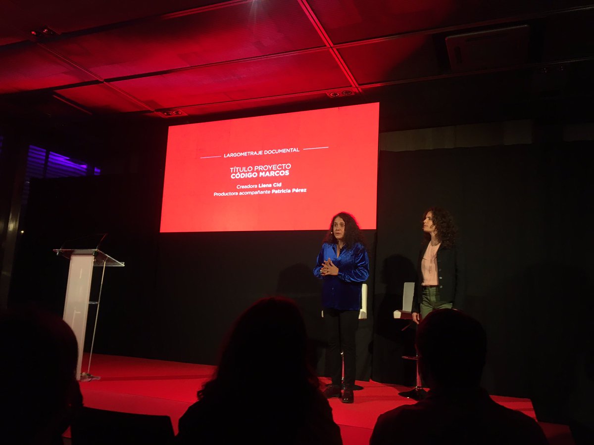 andreaguzm's tweet photo. Muy emocionante las presentaciones de los proyectos de @CimaImpulsa
Enhorabuena a las compañeras de @a_docma qué han participado, Patricia Pérez, productora de #CodigoMarcos y Deisy Quevedo, directora de #NoSeLoDigasAnadie
#SomosDocma 🙌 https://t.co/Y8Q2JQWXz4