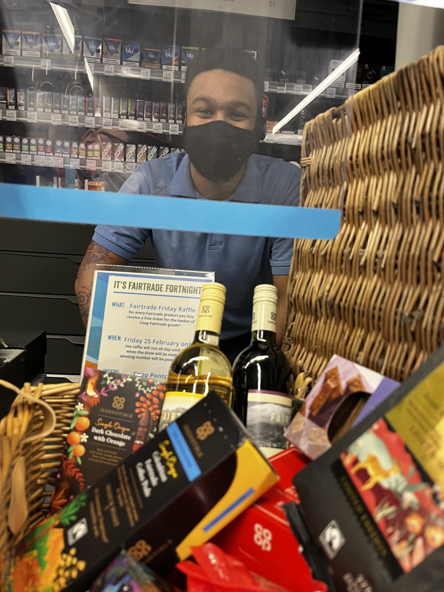 peterCardiffW's tweet photo. Coop Pontcanna Street, Cardiff will be raffling a basket of Fairtrade products: wine, bananas, oranges, grapes, tomatoes, chocolate, tea, coffee (as available)

Draw will be at 8pm Friday 25 February 2020

#itswhatwedo 
@coopuk @fairtradeuk @fairtradewales @fair_trade_cardiff https://t.co/GkmRQcO7Fs